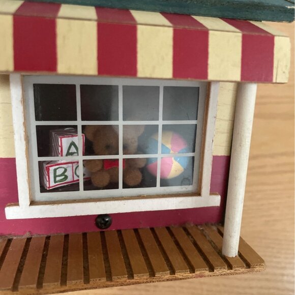 Vtg Wooden Christmas Toy Shoppe Music Box Plays Toy Land Animated Taiwan VIDEO - Picture 6 of 10